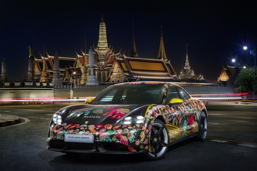  ปอร์เช่ ประเทศไทย ชวนคุณหวนรำลึกเอกลักษณ์ไทยด้วยผลงานศิลปะร่วมสมัยสุดประณีตบนไทคานน์ ยนตรกรรมสปอร์ตพลังงานไฟฟ้า  