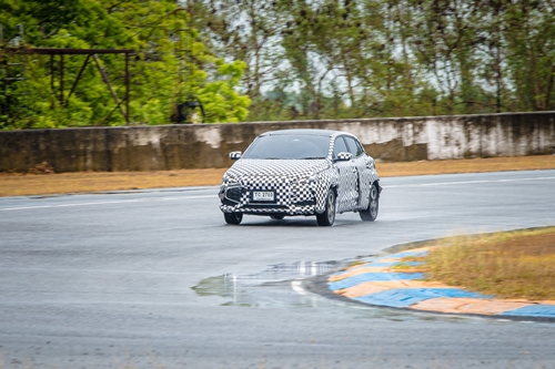 เอ็มจี เตรียมเขย่าตลาด B-Segment ช่วงครึ่งปีหลัง เผยภาพวิ่งทดสอบสมรรถนะหลากสภาพอากาศ และทุกสภาพถนนในประเทศไทย 