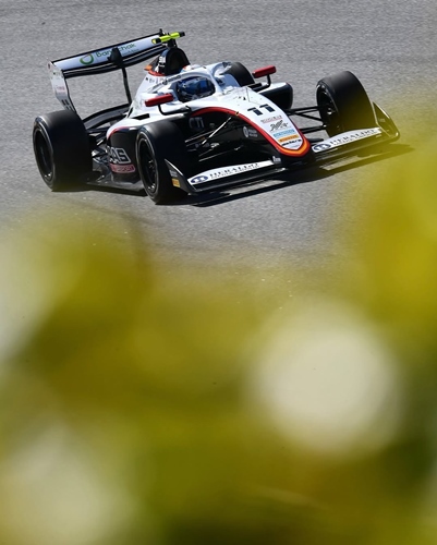 เติ้น​ ทัศนพล​ ​ คืนฟอร์มทะลุ “Top 10” เก็บคะแนนสะสมเข้าตาราง - FIA Formula 3 Championship 2025 Round 5