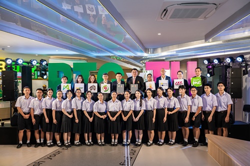 พีทีจี จับมือ เตรียมอุดมศึกษา จัดตั้งศูนย์การเรียนรู้ TU Co-Learning Space by PTG เปิดพื้นที่การศึกษานอกตำราสู่โลกแห่งการทำงานจริง