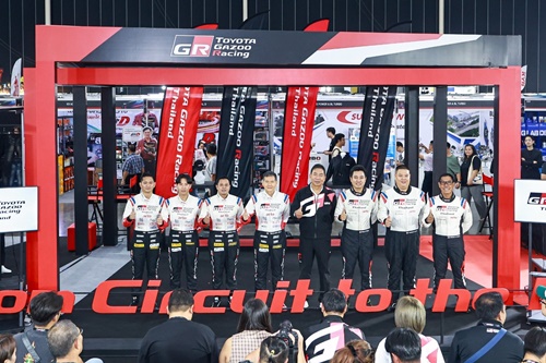 TOYOTA ปลุกพลัง Hilux REVO GR Sport 4x4 จาก AXCR 2025 สู่เวที Bangkok Auto Salon 2025 พร้อมเดินหน้าสู้ศึกสนามมาราธอน RAAT Thailand Endurance 2025