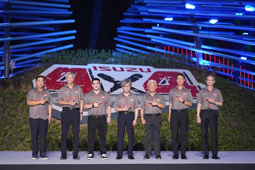 อีซูซุเปิดตัวรถใหม่! ISUZU D-MAX "THE ONE & ONLY"   ISUZU X-SERIES "2 HOT…2 HANDLE" และ  MU-X “THE NEXT PEAK”  