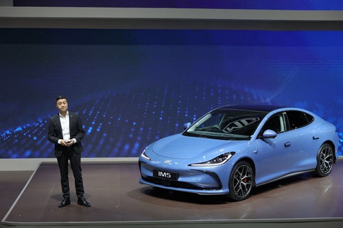 เอ็มจี เผยโฉม NEW MG IM5 และ NEW MG ETERRON 9 ครั้งแรกในประเทศไทย  พร้อมข้อเสนอพิเศษครบทุกรุ่น ในงาน Motor Expo 2025