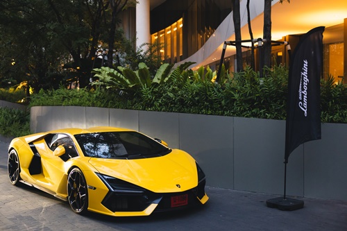LAMBORGHINI NIGHT 2025: BLACK AND WHITE GLAMOUR ส่งท้ายปียิ่งใหญ่เปิดประมูลผลงานศิลป์ เพื่อสมทบทุนจัดซื้ออุปกรณ์ทางการแพทย์ ให้กับโรงพยาบาลหาดใหญ่