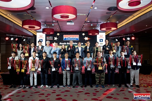 &ldquo;ฮอนด้า วันเมคเรซ แชมเปี้ยนส์ อวอร์ดส์ 2025&rdquo; มอบแชมป์ประจำปีสุดยิ่งใหญ่ "ประพจน์-ทัศไนย" ครองบัลลังก์โอเวอร์ออลล์ "หทัย-ปิยะวดี-สิรภพ" ผงาด ฮอนด้าคลับ