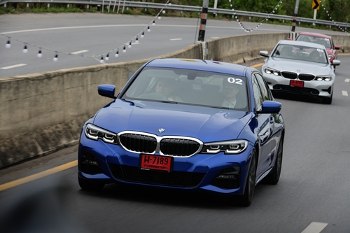SAY “HELLO" TO THE EXTRAORDINARY BMW 3 SERIES เจเนอเรชั่นที่ 7 ดีไซน์ สมรรถนะและเทคโนโลยีที่ลงตัวขึ้น