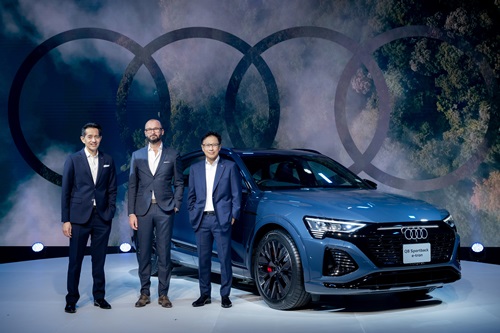 อาวดี้ รุกต่อเนื่อง เปิดตัว Audi Q8 e-tron เทคโนโลยี เจเนอเรชั่นล่าสุด สร้างมาตรฐานใหม่รถไฟฟ้า พรีเมียมเซกเมนต์