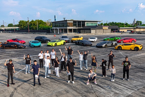 เรนาสโซ มอเตอร์ จัดกิจกรรมสุดเอ็กซ์คลูซีฟ “LAMBORGHINI BANGKOK Safety Driving Course” เติมเต็มทุกประสบการณ์การขับขี่อย่างปลอดภัย จากสนามแข่งสู่ท้องถนน