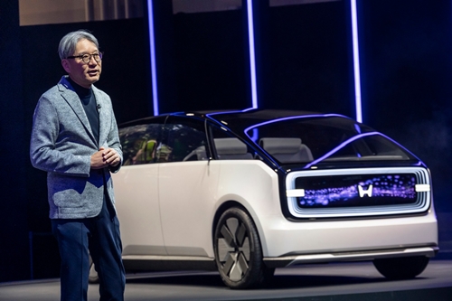 ฮอนด้า นำเสนอ “Honda 0 Series” เป็นครั้งแรกในโลกที่งาน CES 2024 นำโดยยนตรกรรมไฟฟ้า Global EV Concept Model 2 รุ่นใหม่