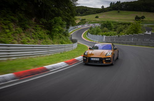 พานาเมร่า ใหม่ (New Panamera) สร้างสถิติใหม่บนสนาม Nürburgring Nordschleife 