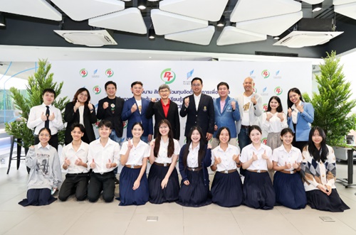 พีทีจี ร่วมทุน จุฬา บิซิเนส เปิดตัว "CBS Café by PTG" โมเดลธุรกิจเพื่อสังคมของคนรุ่นใหม่ สนับสนุนการศึกษาผ่านทุกแก้วกาแฟ